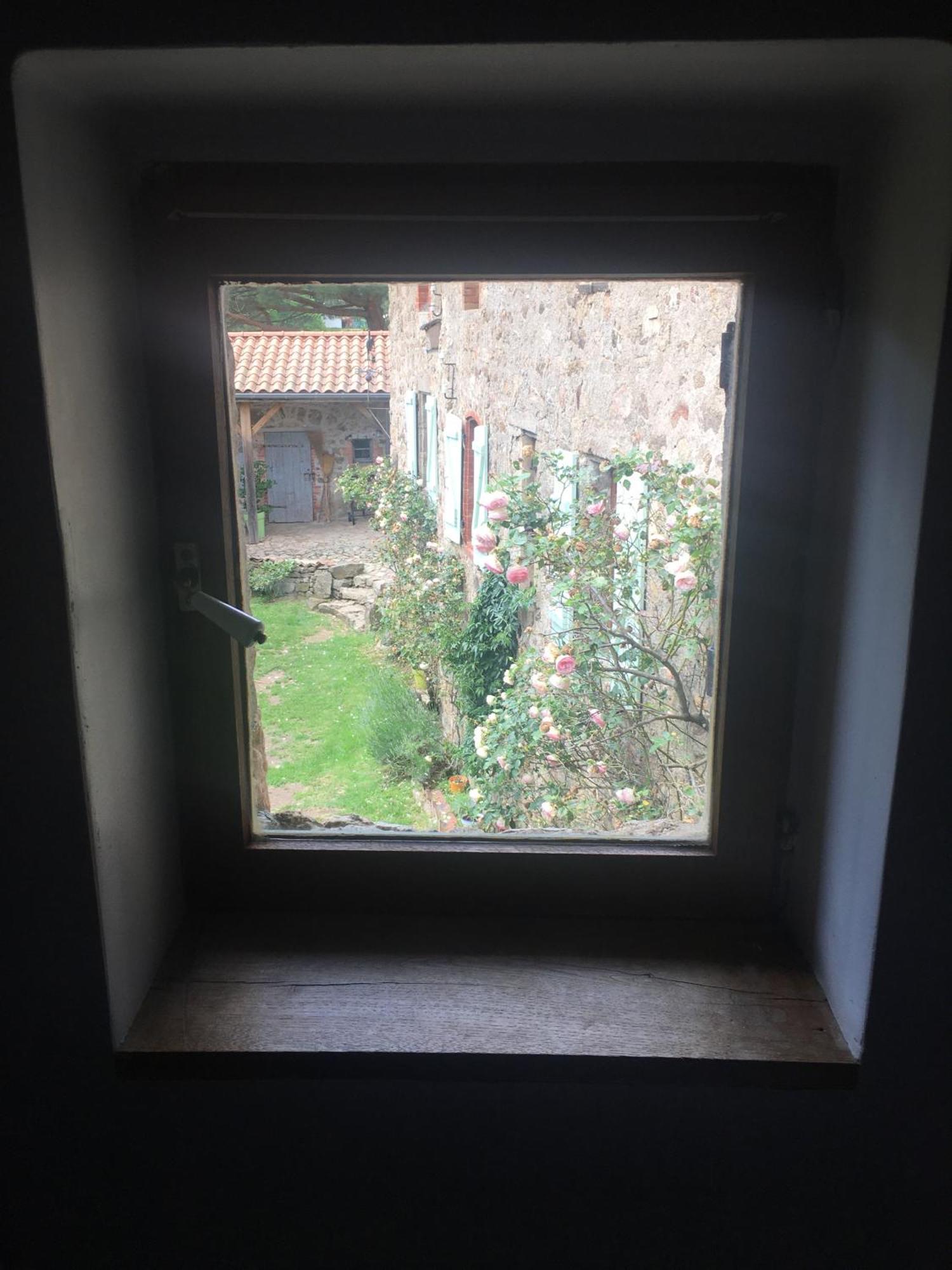 Gites De Gobertier Saint-Alban-d'Ay Kültér fotó