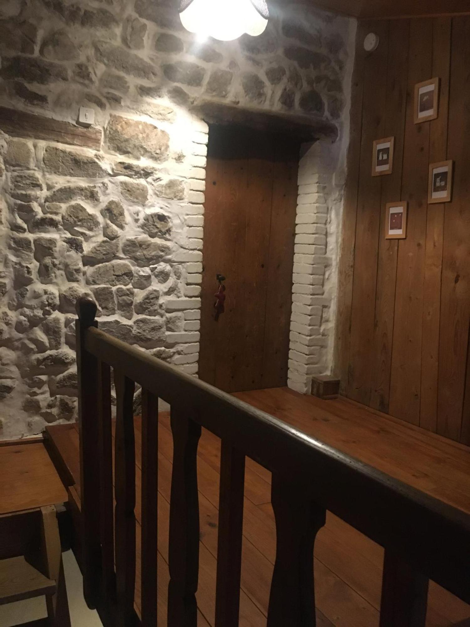 Gites De Gobertier Saint-Alban-d'Ay Kültér fotó